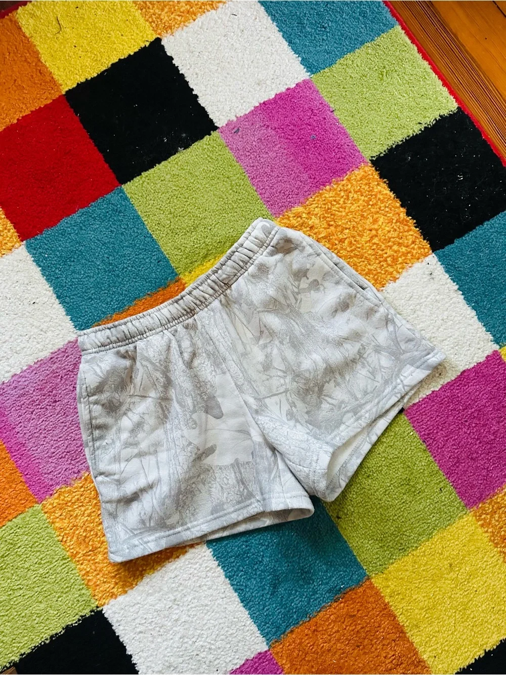 Manifest online white cotton
